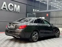 Usado Mercedes C300e 306 CV (225 kW) 2020 Gris / plata Berlina