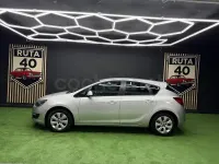 Usado Opel Astra Selective 110 CV (80 kW) 2015 Gris / plata Berlina