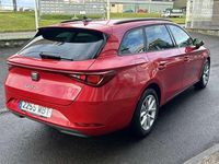 Usado Seat Leon ST Style 116 CV (85 kW) 2022 Rojo Familiar