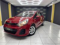 Usado Kia Rio 84 CV (61 kW) 2016 Granate Utilitario