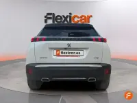 Usado Peugeot 2008 GT 130 CV (95 kW) 2022 Blanco SUV