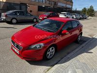 Usado Volvo V40 Kinetic 115 CV (84 kW) 2013 Rojo Berlina