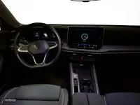 Usado VW Passat Business 150 CV (110 kW) 2024 Negro Familiar