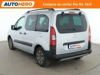 Usado Peugeot TePee 100 CV (73 kW) 2018 Gris Van