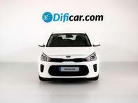 Usado Kia Rio 121 CV (88 kW) 2019 Blanco Berlina