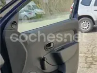 Usado Dacia Sandero Base 73 CV (53 kW) 2017 Azul Berlina