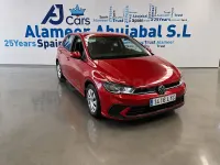 Usado VW Polo Life 95 CV (69 kW) 2022 Rojo Utilitario