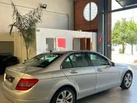 Usado Mercedes C200 136 CV (100 kW) 2010 Gris / plata Familiar