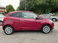 Usado Ford Ka Titanium 69 CV (50 kW) 2015 Granate Berlina