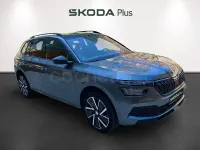 Usado Skoda Kamiq Sport 115 CV (84 kW) 2024 Gris SUV