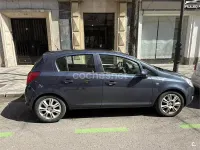 Usado Opel Corsa Cosmo 100 CV (73 kW) 2010 Negro Utilitario