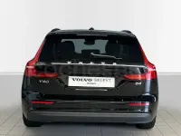 Usado Volvo V60 Core 197 CV (144 kW) 2022 Negro Familiar