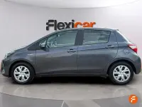 Käytetty Toyota Yaris Hybrid Business Edition 116 HP (85 kW) 2020 Harmaa