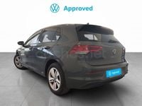 Usado VW Golf VIII Life 116 HP (85 kW) 2024 Cinzento Sedan