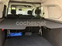 Usado Peugeot Rifter Allure 130 CV (95 kW) 2024 Gris / plata Monovolumen