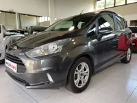 Usado Ford B-MAX Trend 105 CV (77 kW) 2017 Gris Monovolumen