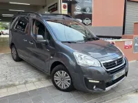 Usado Peugeot TePee Outdoor 99 CV (72 kW) 2018 Gris Van