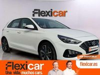 Usado Hyundai i30 110 CV (80 kW) 2021 Blanco Utilitario