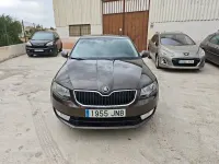 Usado Skoda Octavia Active 115 CV (84 kW) 2016 Marrón Familiar