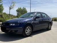 Usado Seat Toledo 110 CV (80 kW) 2001 Azul Berlina