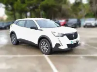 Usado Peugeot 2008 Active 101 CV (74 kW) 2022 Blanco SUV