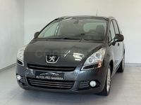 Usado Peugeot 5008 Sport 110 CV (80 kW) 2010 Gris / plata Monovolumen