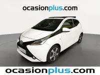 Usado Toyota Aygo x-sky 69 CV (50 kW) 2018 Blanco Utilitario