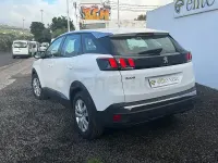 Usado Peugeot 3008 Active 130 CV (95 kW) 2020 Blanco SUV