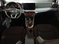 Usado Seat Arona FR 115 CV (84 kW) 2025 Blanco SUV