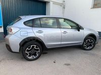 Usado Subaru XV Sport 114 CV (83 kW) 2017 Gris / plata SUV