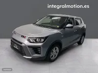 Usado KGM Tivoli 135 CV (99 kW) 2025 Gris / plata SUV