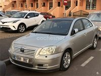 Usado Toyota Avensis Sol 129 CV (94 kW) 2004 Beige Berlina