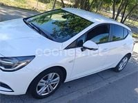 Usado Opel Astra Dynamic 110 CV (80 kW) 2019 Blanco Berlina