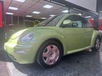 Usado VW Beetle 115 CV (84 kW) 1999 Verde Utilitario