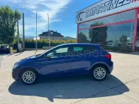 Usado Seat Ibiza Style 95 CV (69 kW) 2017 Azul Berlina