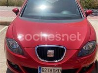 Usado Seat Leon Ecomotive 105 CV (77 kW) 2008 Rojo Utilitario
