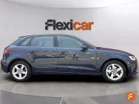 Usado Audi A3 Design 150 CV (110 kW) 2019 Azul Berlina