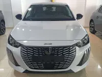 Nuevo Peugeot 208 Allure 110 CV (80 kW) 2026 Blanco Utilitario