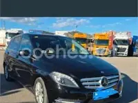 Usado Mercedes B200 136 CV (100 kW) 2012 Negro Monovolumen
