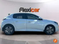 Usado Peugeot 208 Allure 131 CV (96 kW) 2021 Blanco Utilitario