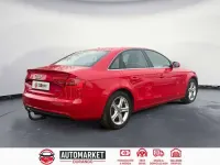 Usado Audi A4 120 CV (88 kW) 2014 Plateado Berlina