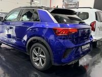 Usado VW T-Roc R-line 150 CV (110 kW) 2024 Azul SUV