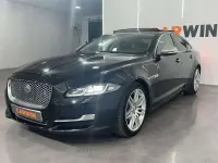Usado Jaguar XJ Premium Luxury 300 CV (220 kW) 2017 Negro Berlina