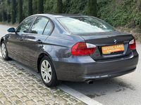 Usado BMW 320 150 CV (110 kW) 2006 Gris / plata Berlina
