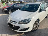 Usado Opel Astra Excellence 140 CV (102 kW) 2015 Blanco Berlina