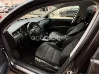 Usado Skoda Superb Elegance 170 CV (125 kW) 2013 Marrón Familiar