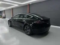 Usado Tesla Model 3 Standard Range Plus 239 kW (325 CV) 2019 Negro Berlina