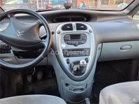 Usado Citroën Xsara Picasso Exclusive 110 CV (80 kW) 2010 Beige Monovolumen