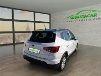 Usado Seat Arona Style 110 CV (80 kW) 2021 Blanco SUV