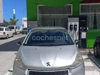Usado Peugeot 208 Business-Line 68 CV (50 kW) 2014 Gris / plata Utilitario